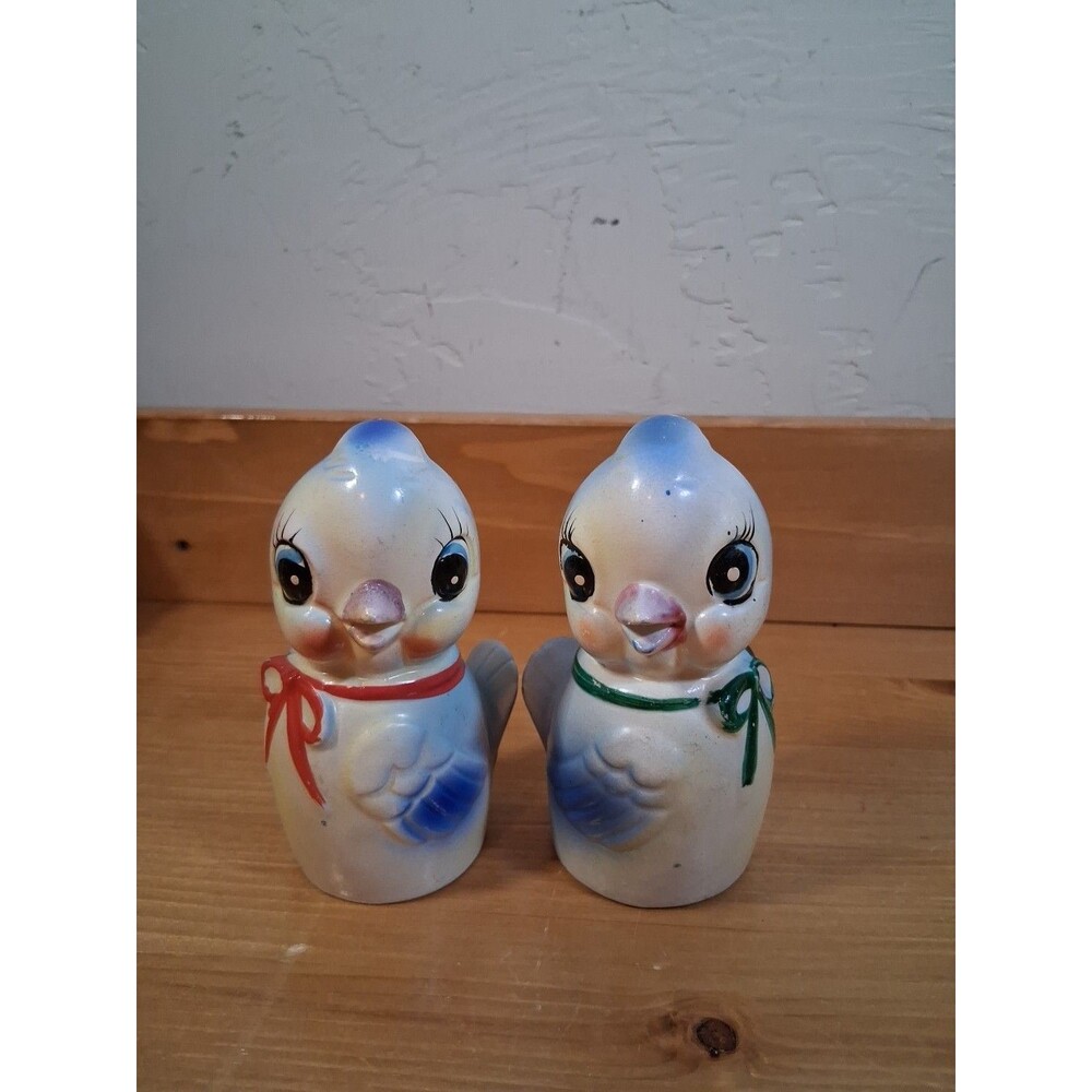 COMMODORE CHATTERING BLUE BIRDS SALT & PEPPER SET No Noise 4.25" Anthropomorphic